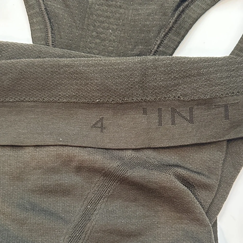 lululemon athletica stylish dark